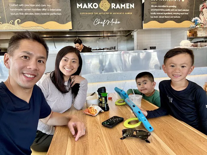 Mako Ramen Picture 10
