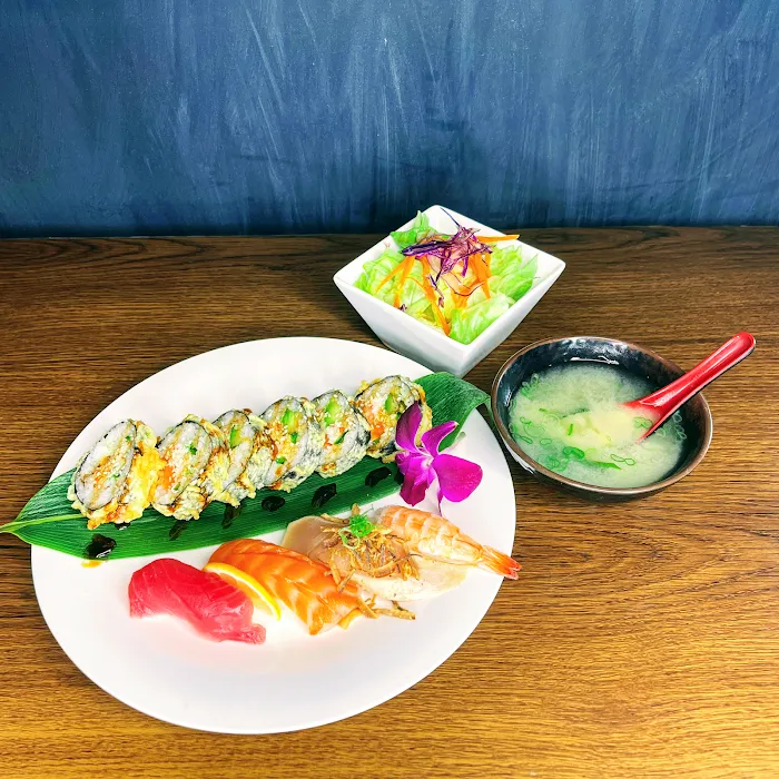 Kome Sushi and Fusion Restaurant Picture 9
