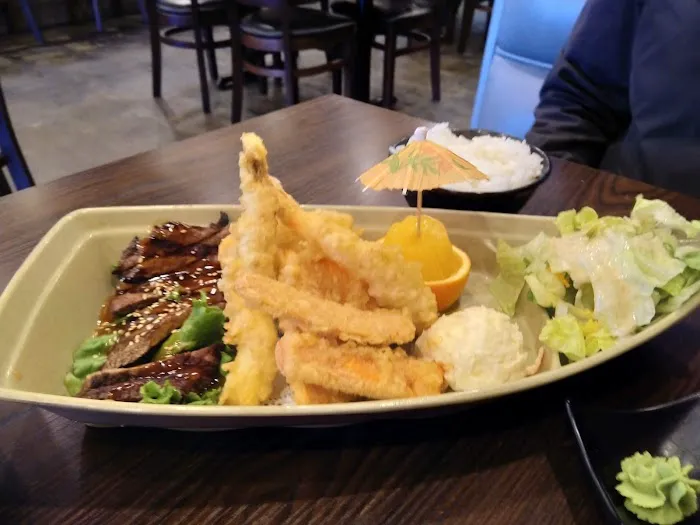 Mamma's Sushi Picture 5
