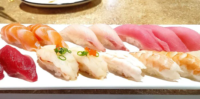 Umi AYCE Sushi - Lakewood Picture 5