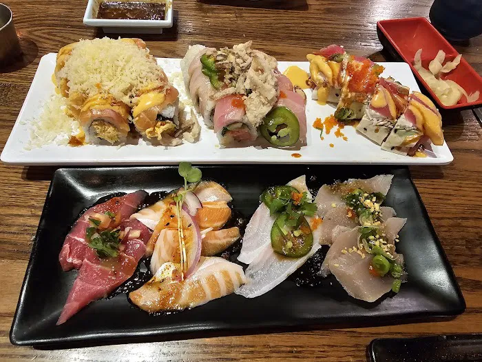 Sake2Me Sushi - Cerritos Picture 4