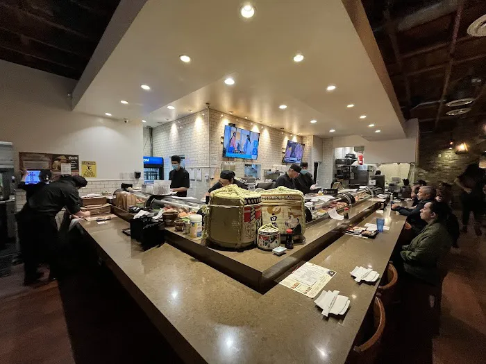 Sake2Me Sushi - Cerritos Picture 5