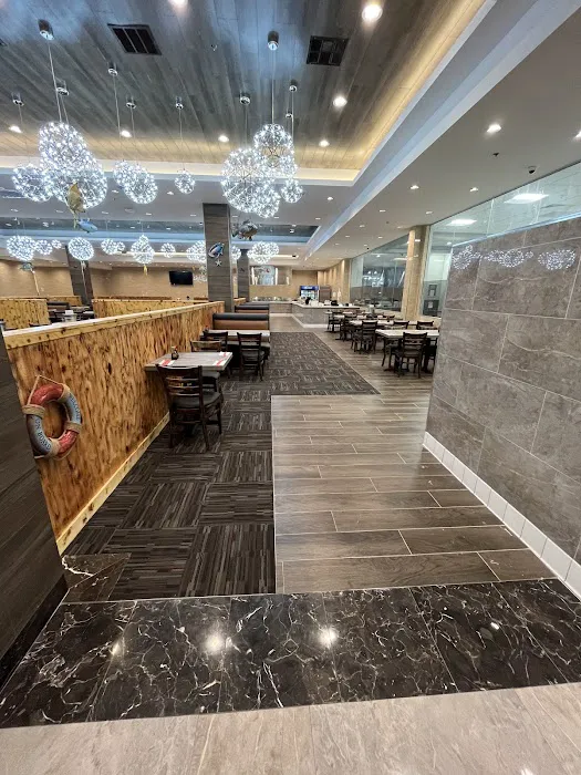 Crystal Sushi & Cajun Seafood Picture 3