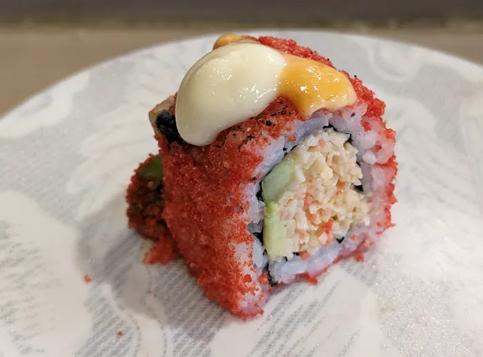 Fuji Revolving Sushi Bar Picture 4