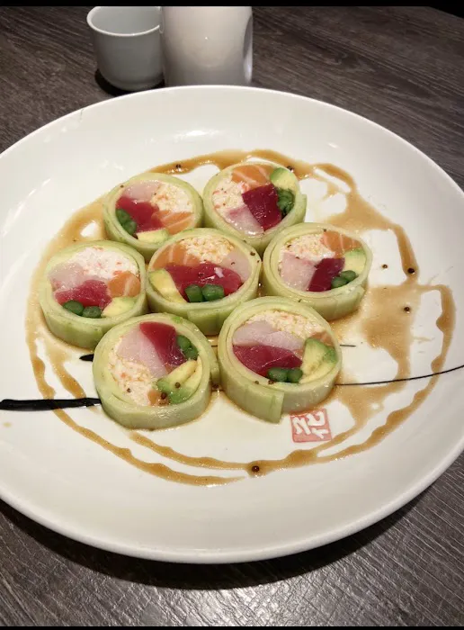 Mika Sushi Picture 3