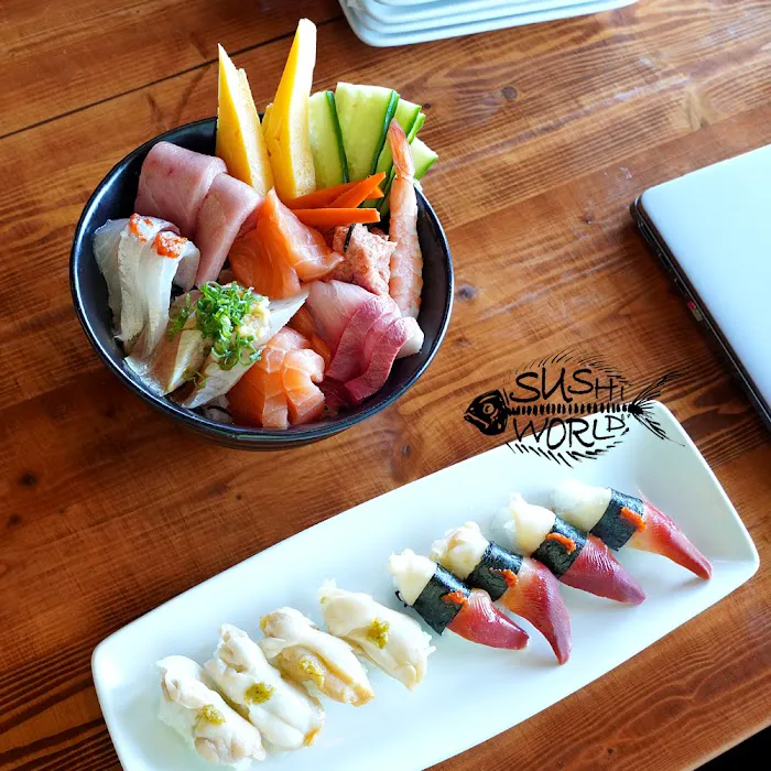 Sushi World Picture 5
