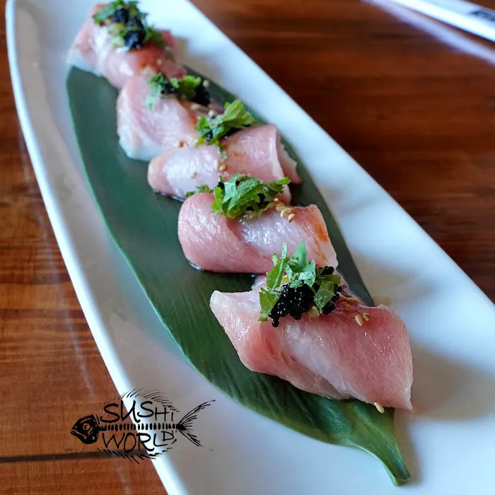 Sushi World Picture 3