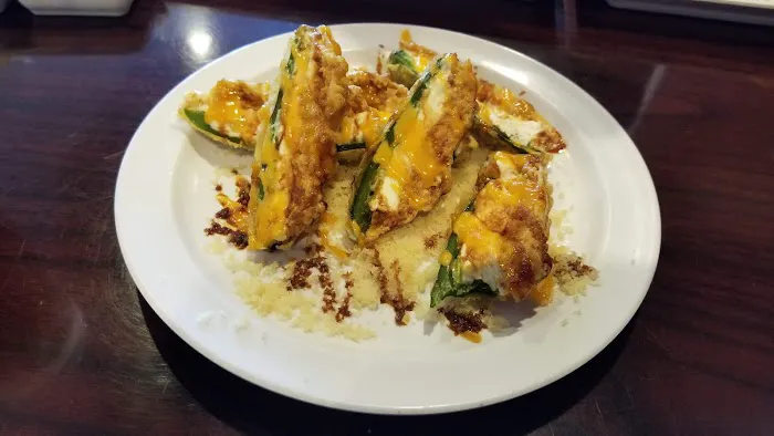Fish In A Bottle Sushi & Grill Picture 2
