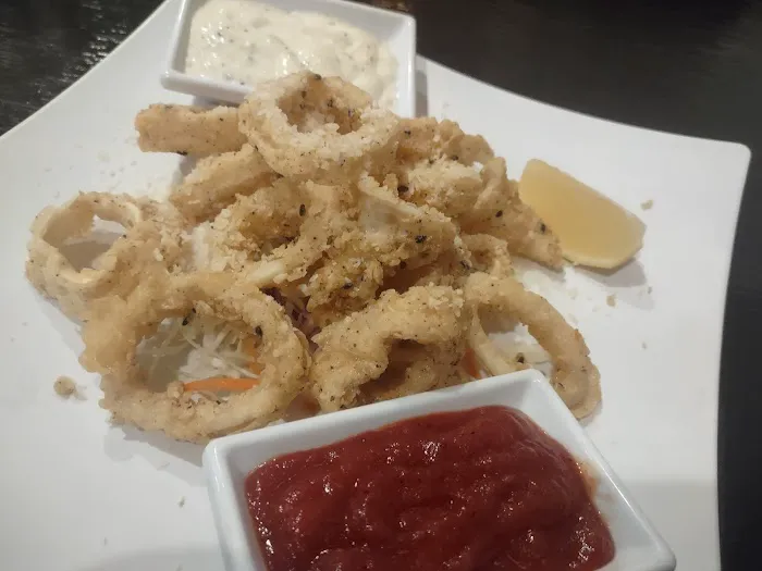 Fish In A Bottle Sushi & Grill Picture 7