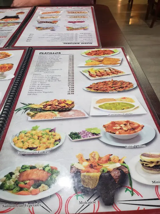 Mariscos y Sushi Los Tomateros Picture 6