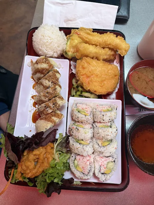 Niko Niko Sushi Picture 4