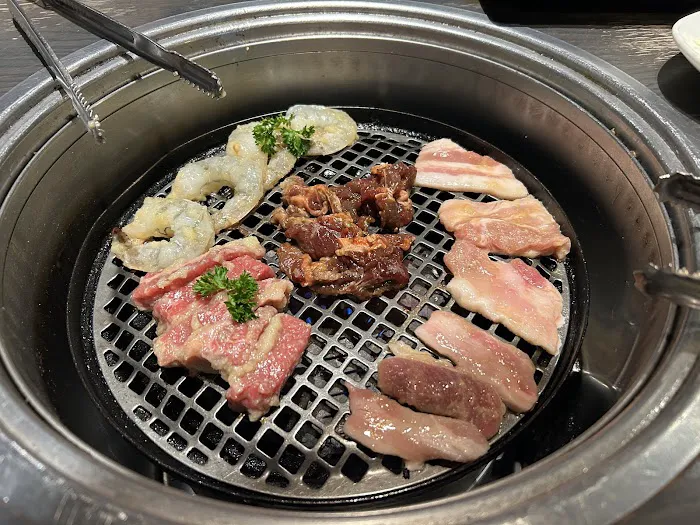 Gyu-Kaku Japanese BBQ Picture 2