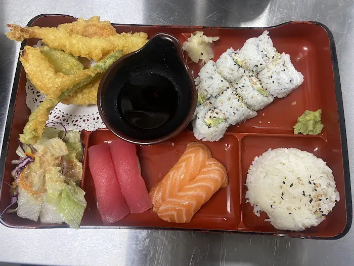 Sakana Sushi & Izakaya Picture 10