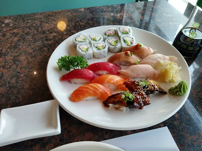 Toyo Sushi Picture 6