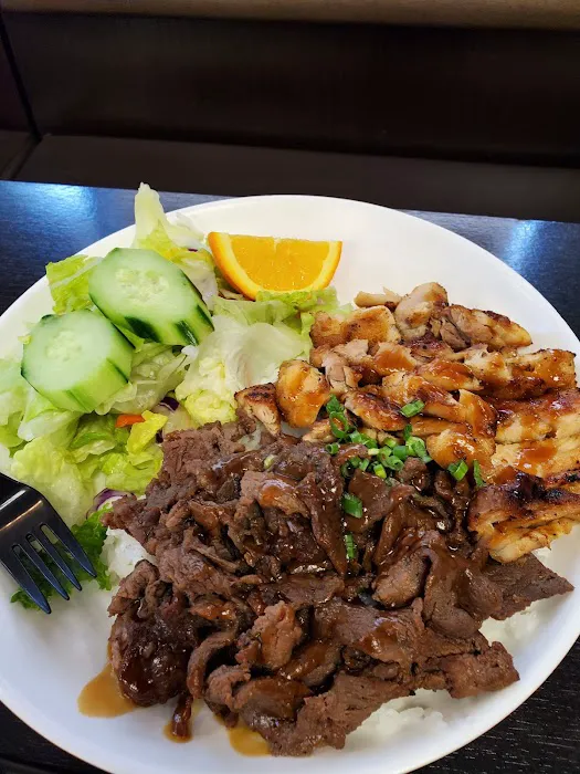 Teddy's Cafe | Teriyaki, Burger & Sushi Picture 10