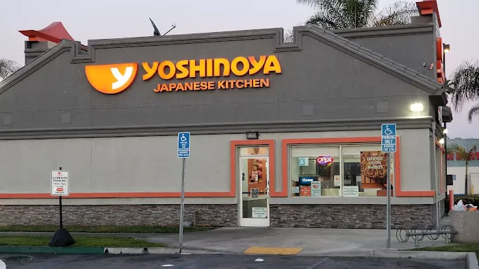 Yoshinoya - Maywood Picture 2