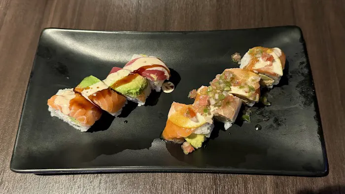 Blufish Sushi & Grill Picture 5