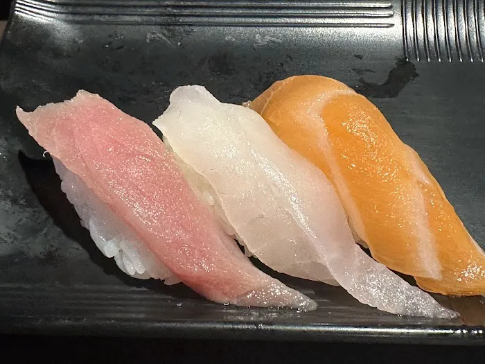 Blufish Sushi & Grill Picture 9