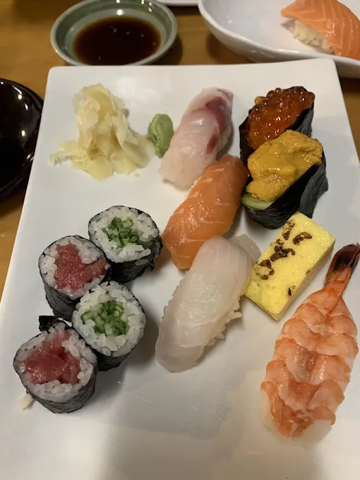 Kanpachi sushi and sake Picture 8