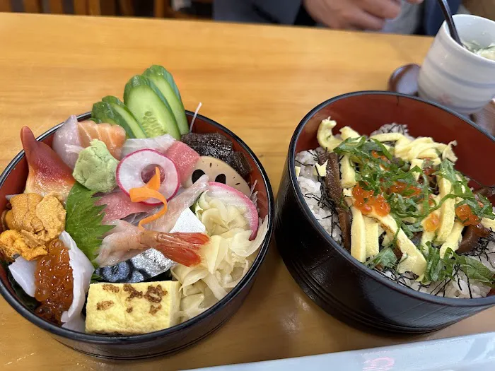 Kanpachi sushi and sake Picture 5