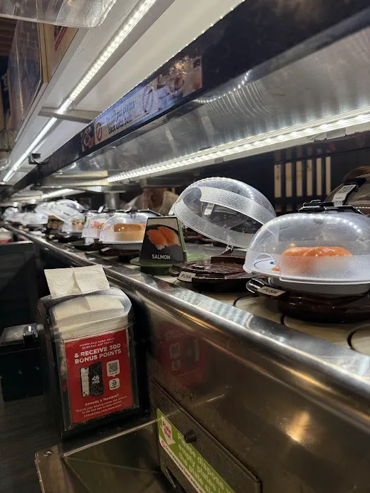Kura Revolving Sushi Bar Picture 3