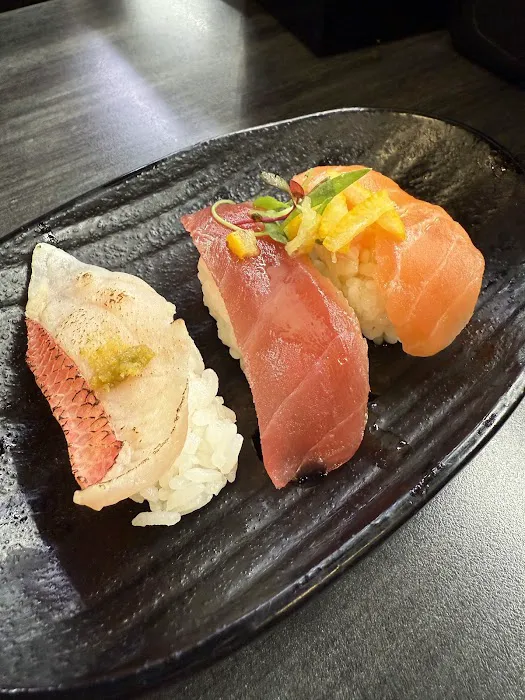 Kura Revolving Sushi Bar Picture 4