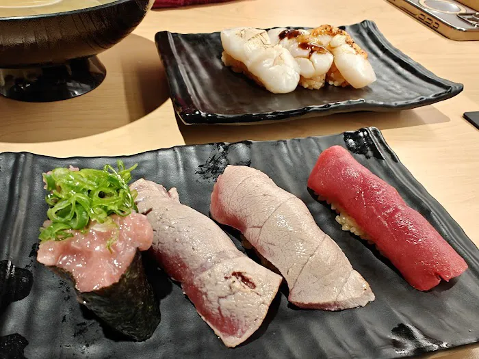 Waka Sakura Gardena Picture 5