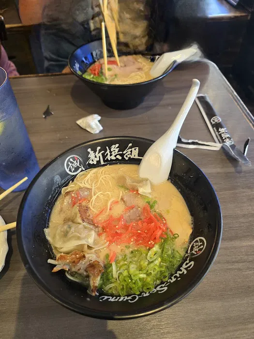 Shin-Sen-Gumi Shabu-Shabu Picture 9