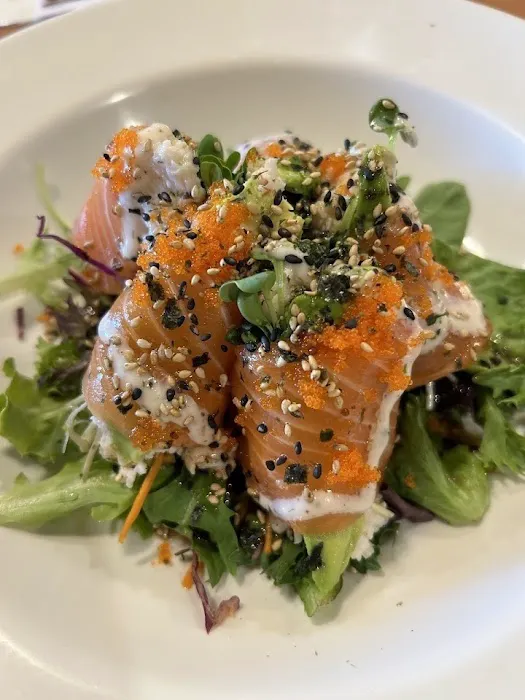 Sakura Sushi & Roll Picture 2
