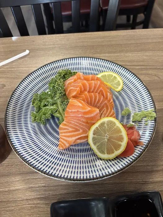 Sakura Sushi & Roll Picture 8