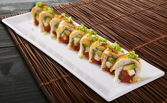 Giant Ramen & Sushi Picture 3