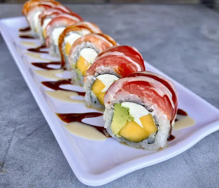 J Sushi Whittier Picture 2