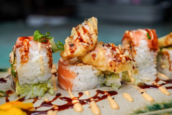 XOXO Sushi Lounge Picture 1
