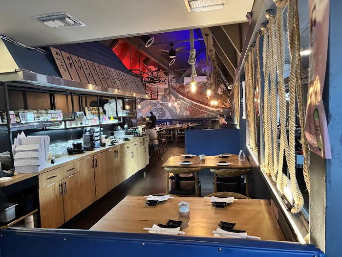 Oji Sushi & Sake Bar Picture 8