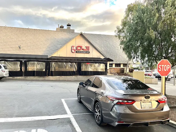 Oji Sushi & Sake Bar Picture 10