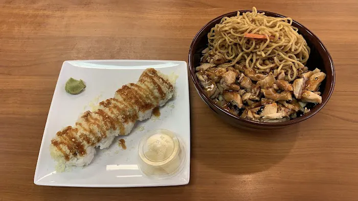 California Sushi & Teriyaki Picture 9