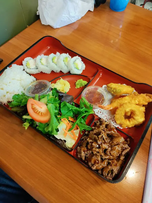 California Sushi & Teriyaki Picture 10