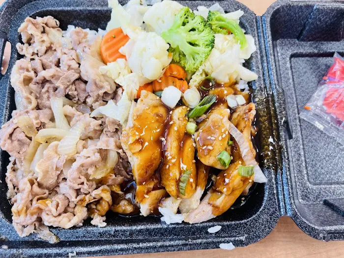 Yoshinoya Vermont & 22nd Picture 9