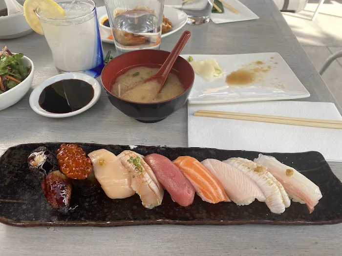 Kombu Sushi Picture 3