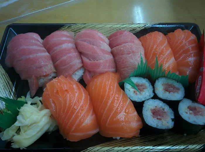Little Tokyo Sushi Picture 7