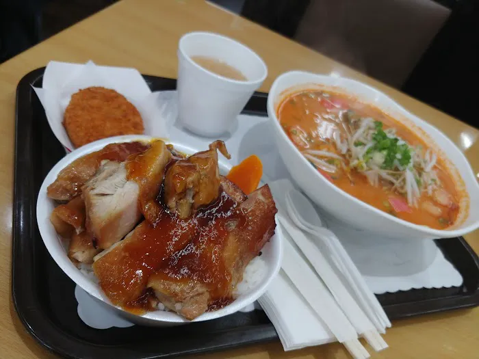 Tokyo Sakura & Noodles Picture 6