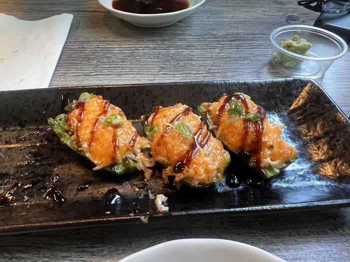 Momi Sushi Picture 9