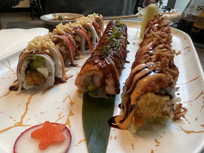 Momi Sushi Picture 8