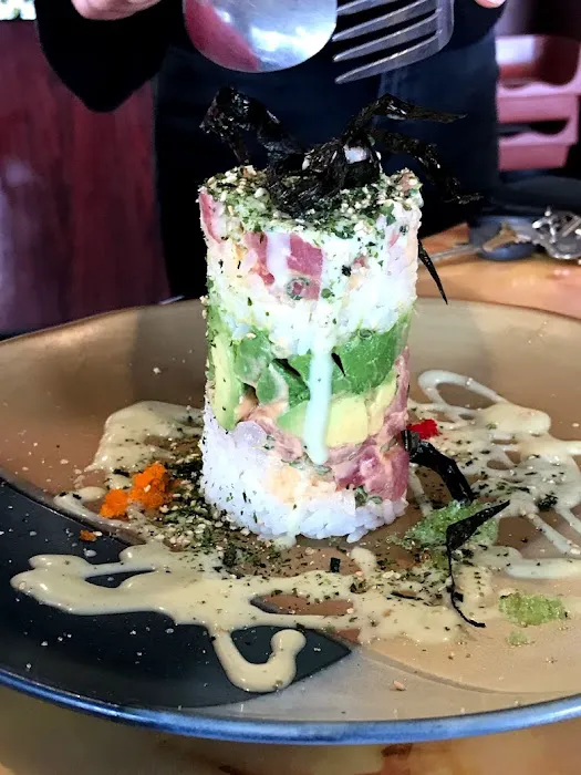 Momi Sushi Picture 4