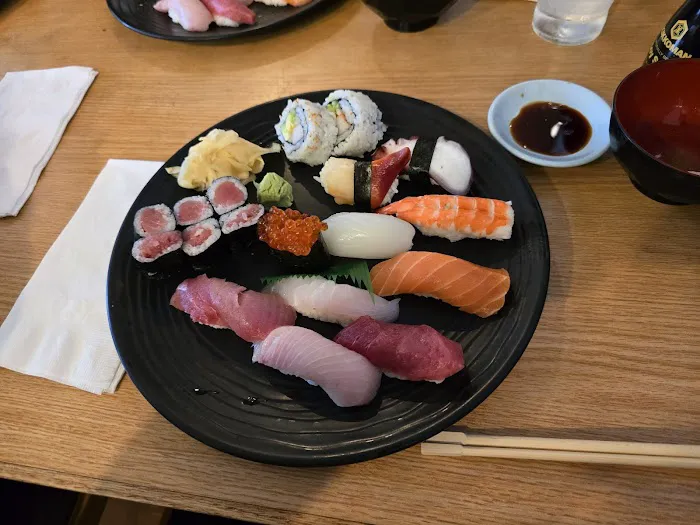 Taihei Sushi Restaurant Picture 9