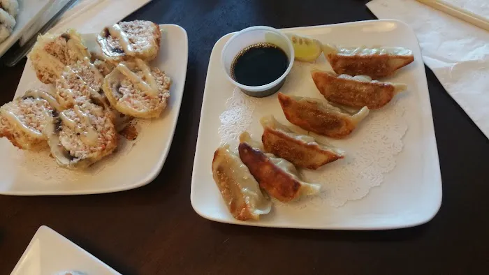 Orange Roll & Sushi Picture 8