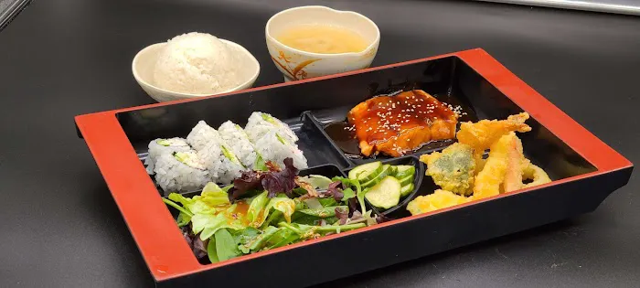 Hello Sushi Picture 4