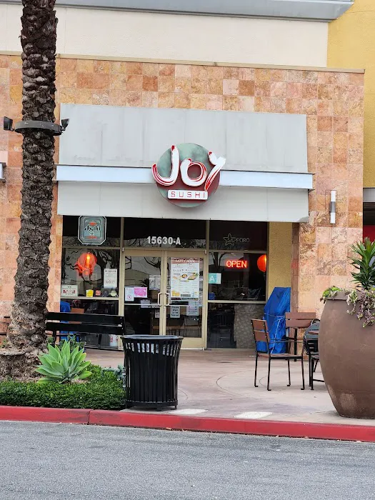 Joy Sushi Picture 5