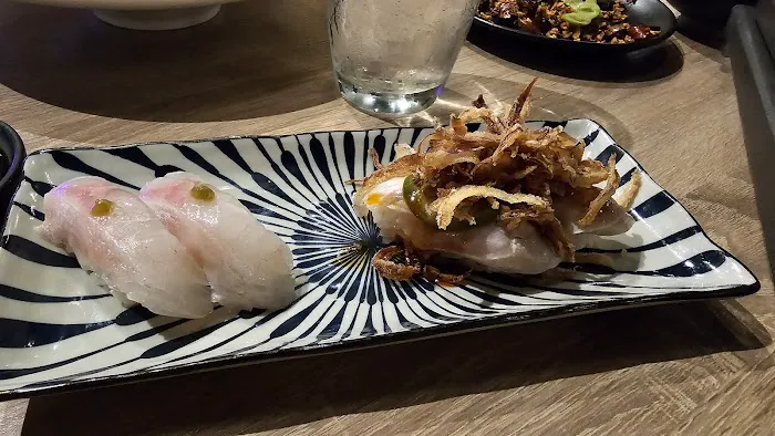 Yuzu Japanese Sushi Bar Picture 4
