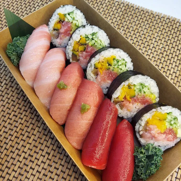 Haku Futomaki | Sushi Picture 10